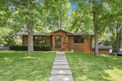 /international/us/205-lake-street-sw-hutchinson-mn-110110030476/