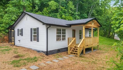 /international/us/5109-howardsville-road-apison-tn-110108394653/