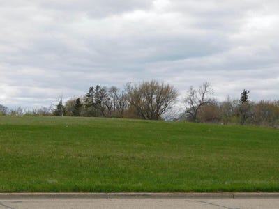 /international/us/lt1-w-main-street-whitewater-wi-110098464093/