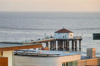 /international/us/1404-manhattan-manhattan-beach-ca-110110085469/