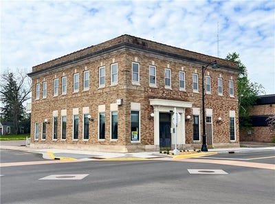 /international/us/436-e-la-salle-avenue-barron-wi-110100814745/?lang=id