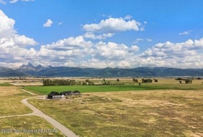 /international/us/4490-heads-up-road-tetonia-id-110108468794/