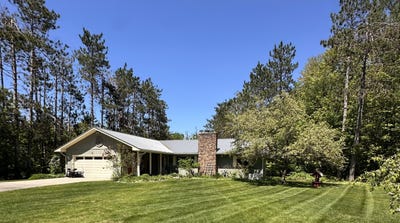 /international/us/1895-redpine-drive-gaylord-mi-110108692863/