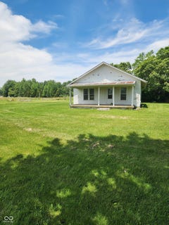 /international/us/3894-w-county-road-1100-s-westport-in-110108414240/