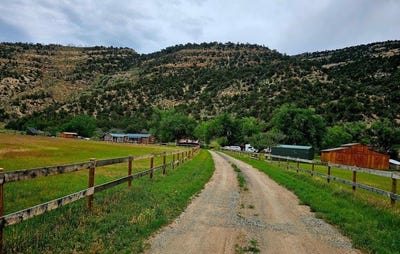 /international/us/3750-county-road-205-de-beque-co-110095590920/