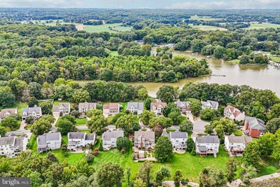 /international/us/5331-sweetwater-drive-west-river-md-110110147372/