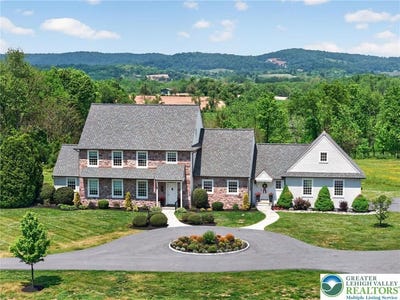 /international/us/6370-boyertown-pike-amity-twp-pa-110108449273/