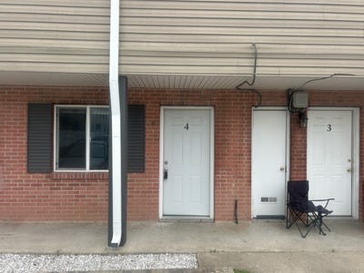 /international/us/135-w-hendricks-street-shelbyville-in-110108382200/