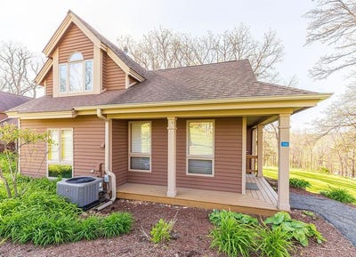 /international/us/108-walnut-hill-drive-galena-il-110107910657/