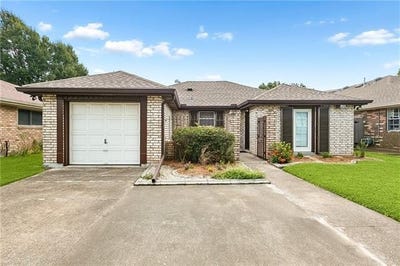 /international/us/2125-krisma-street-metairie-la-110120123354/