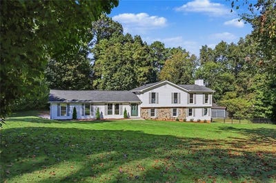/international/us/3852-chattawood-drive-nw-duluth-ga-110120453308/