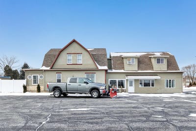 /international/us/513-duluth-avenue-sturgeon-bay-wi-110106624491/