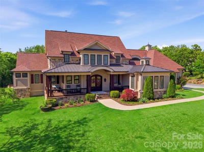 /international/us/425-bridlepath-trail-davidson-nc-110108380316/