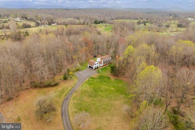 /international/us/7400-poplar-point-lane-warrenton-va-110098523534/