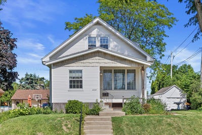 /international/us/2226-s-90th-st-west-allis-wi-110109030546/