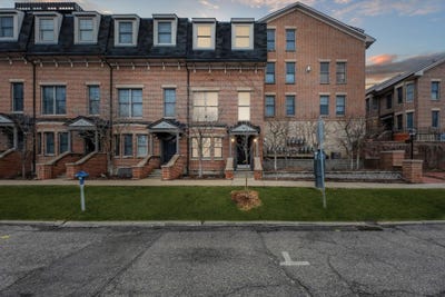 /international/us/433-s-ashley-street-ann-arbor-mi-110098333692/