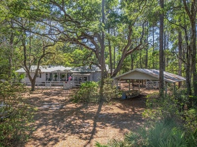 /international/us/123-carter-road-crawfordville-fl-110108695761/