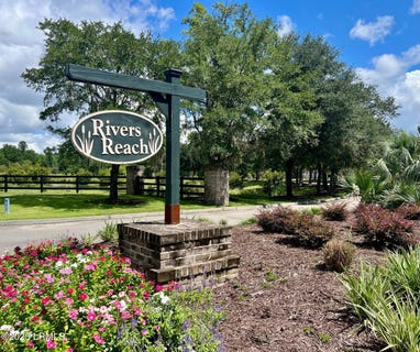 /international/us/413-somerset-drive-yemassee-sc-110098014860/
