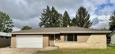 /international/us/1330-kellogg-avenue-janesville-wi-110120578642/
