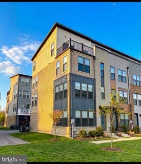/international/us/5600-hyattsville-drive-hyattsville-md-110107201887/