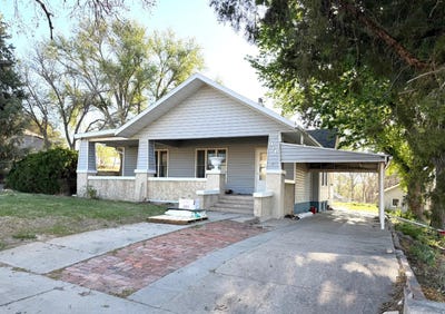 /international/us/916-b-street-benkelman-ne-110107964067/