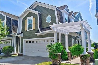 /international/us/212-stowe-drive-suffolk-va-110100679528/