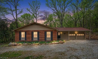 /international/us/3050-state-road-cuyahoga-falls-oh-110107277544/