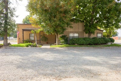/international/us/1841-n-westwood-street-porterville-ca-110108034964/