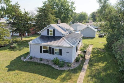 /international/us/1608-l-avenue-milford-ia-110119714877/