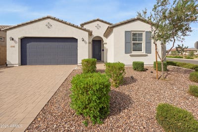 /international/us/15740-w-miami-street-goodyear-az-110110371723/