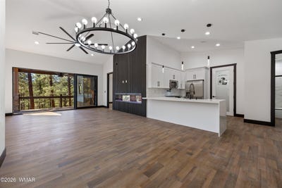 /international/us/2701-w-villa-loop-show-low-az-110102189985/