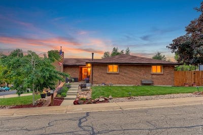/international/us/8118-w-69th-way-arvada-co-110108394930/