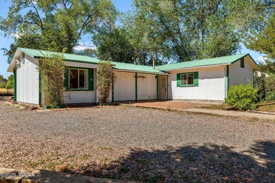 /international/us/255-e-1st-place-eagar-az-110100800807/