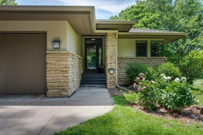 /international/us/106-aspen-glen-drive-spring-green-wi-110108817537/