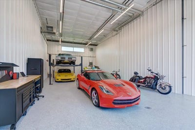 /international/us/644-liberty-drive-verona-wi-110099767801/
