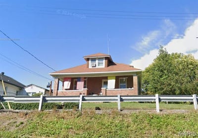 /international/us/307-n-clinton-street-collinsville-il-110107700861/