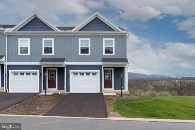 /international/us/171-highpoint-park-drive-pleasant-gap-pa-110100256591/