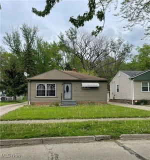 /international/us/5107-e-131st-street-cleveland-oh-110099408831/