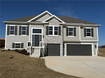 /international/us/1110-oak-ridge-street-kearney-mo-110108426976/
