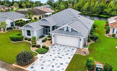 /international/us/1704-tremont-court-sun-city-center-fl-110120488004/