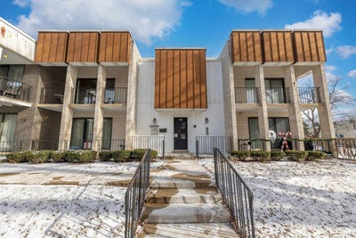 /international/us/4123-w-98th-street-oak-lawn-il-110105021923/