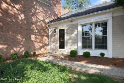 /international/us/3607-brownsboro-rd-louisville-ky-110119795792/