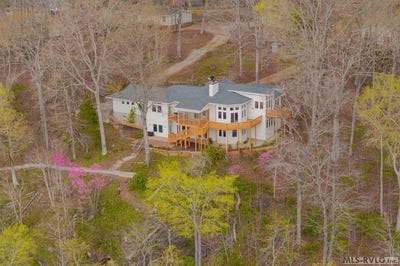 /international/us/191-lost-forest-road-bracey-va-110098425757/?lang=zh-tw