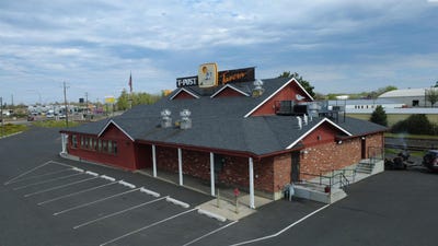 /international/us/1415-plaza-way-walla-walla-wa-110110199060/