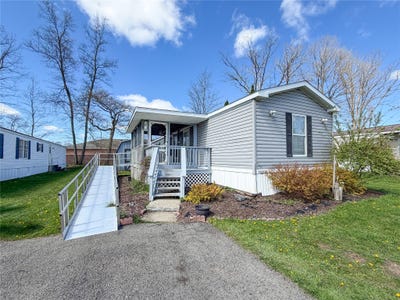 /international/us/16372-n-shady-acres-drive-meadville-pa-110107506343/