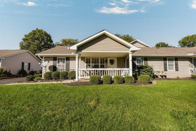 /international/us/8612-victoria-meadow-lane-reynoldsburg-oh-110120449887/