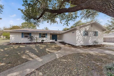 /international/us/812-george-st-taylor-tx-110106787586/