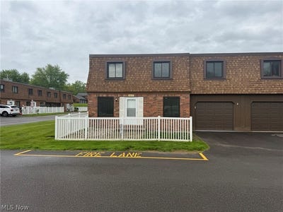 /international/us/944-wadsworth-road-medina-oh-110108078153/