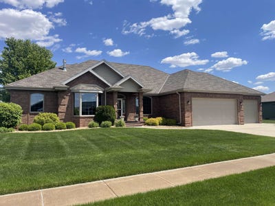 /international/us/461-s-deer-creek-place-columbus-ne-110109183194/