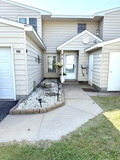 /international/us/109-maine-rd-road-plattsburgh-ny-110100255543/